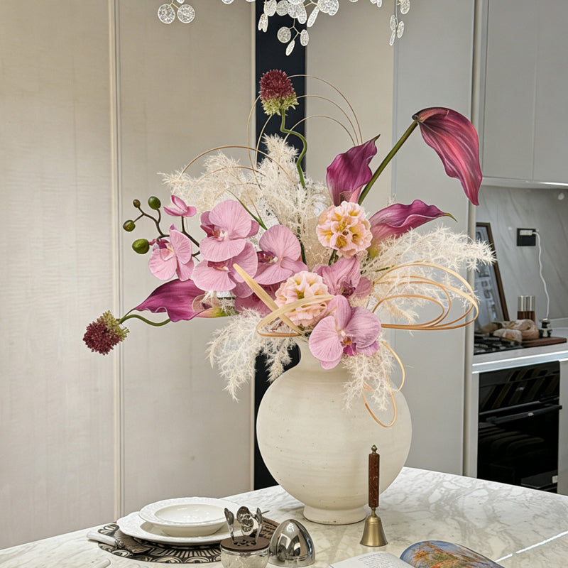 Premium handheld flower arrangement ¨C artificial flower bouquet