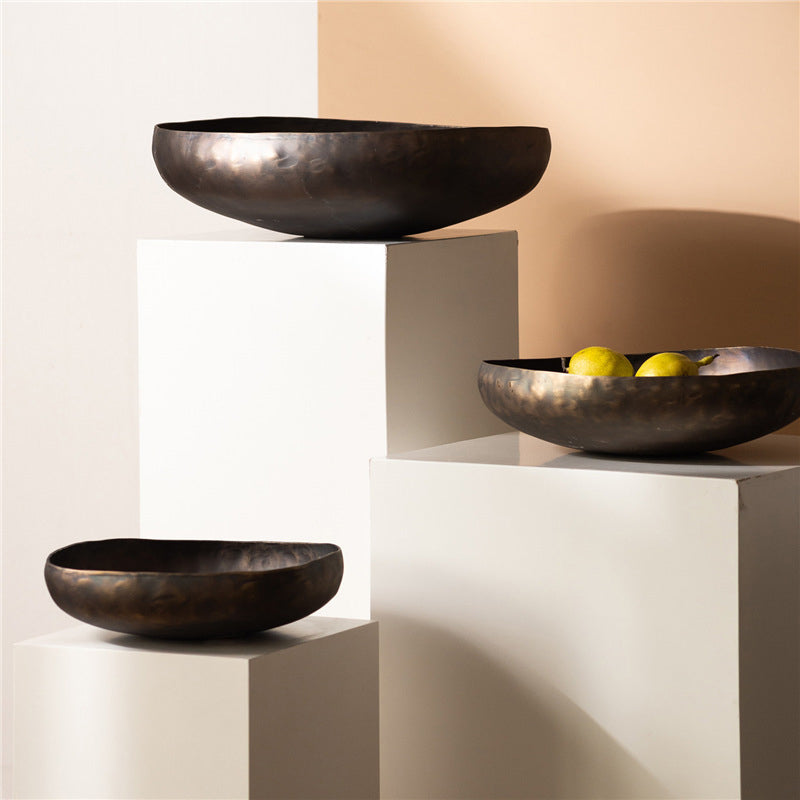Vintage distressed irregular decorative bowl ¨C showcase piece for living room metal tray decor