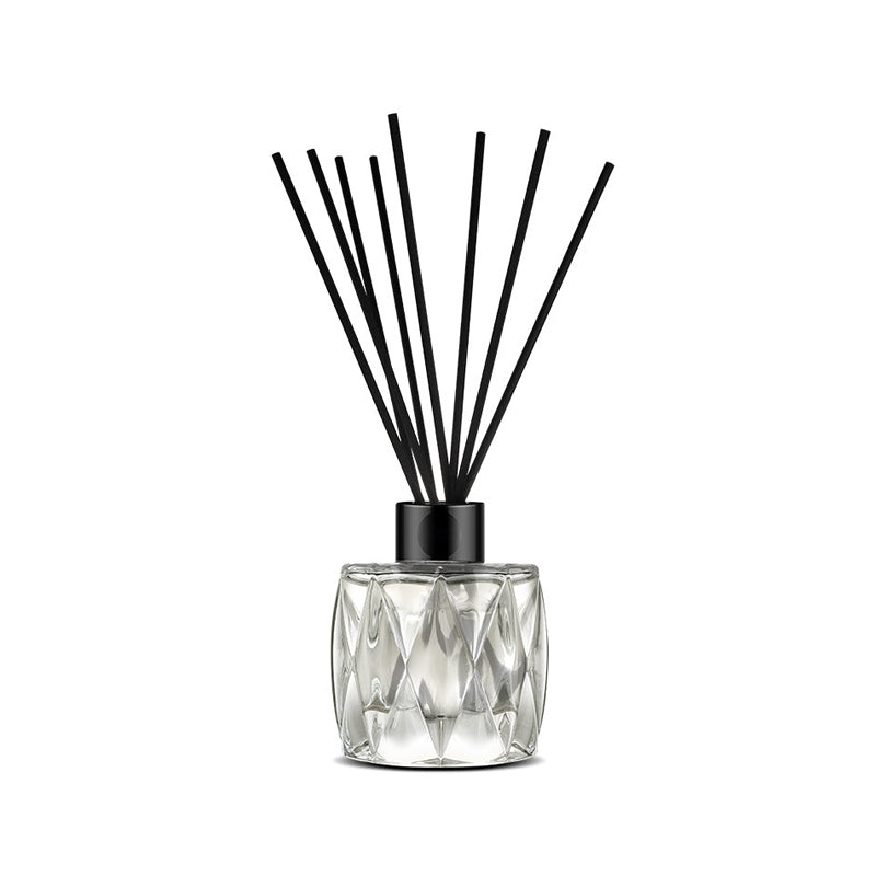 Low-heat fragrance diffuser ¨C durable, premium indoor air freshening essential oil for home use